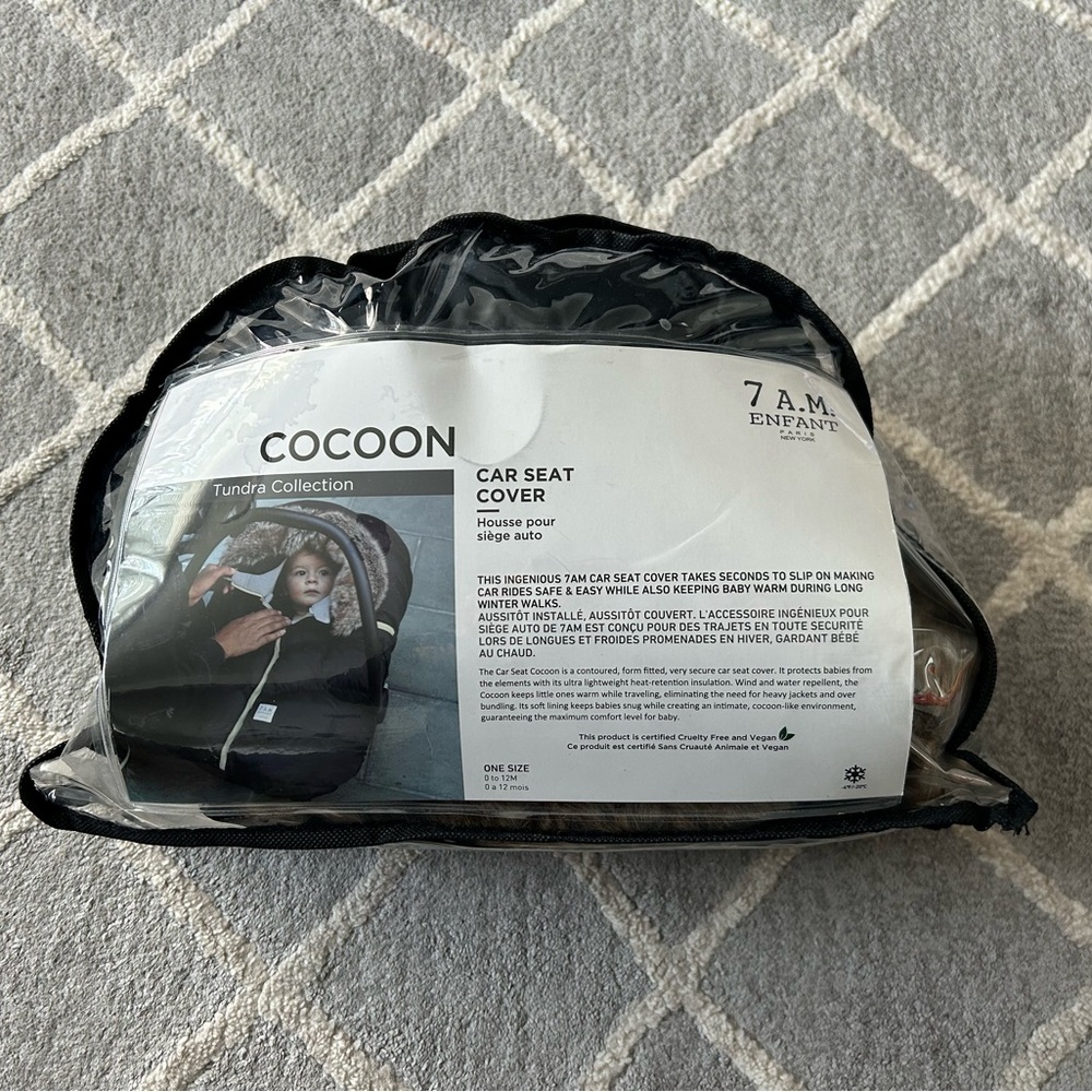 7AM Enfant Cocoon - Black w/ Faux Fur Trim - Picture 7 of 7